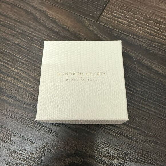 Hundred Hearts Pearl Rhinestone Drop Jeweled Earrings with Box - Picture 3 of 4